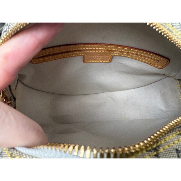 Louis Vuitton Rare Blue Denim Circular Mini Monogram Jeanne PM Crossbody Bag - Picture 5 of 12